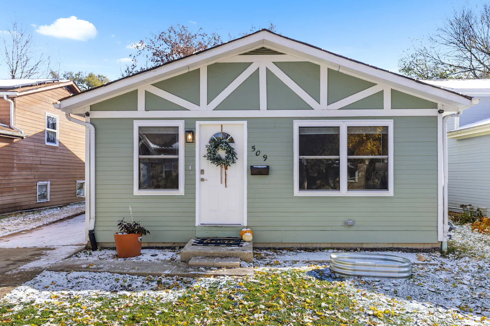 509 Catalpa Drive, Round Lake, IL 60073